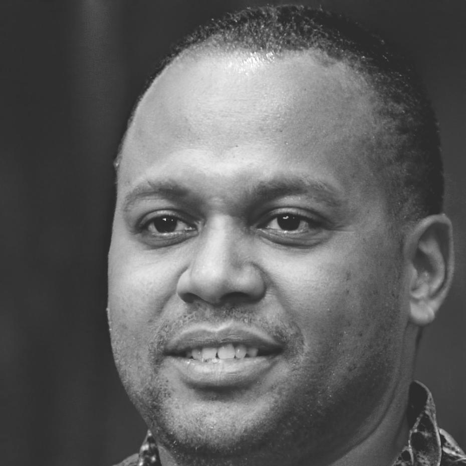 Luc Debrouwer guiding practical investment decisions