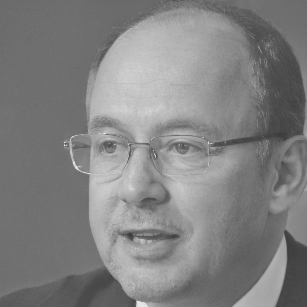 Portrait of Ruben Delacroix, investment psychology instructor at Klamprix Pyl